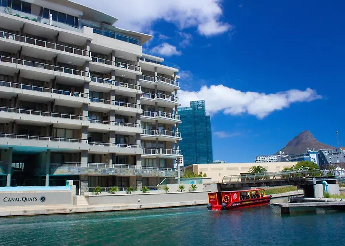 Canal Quays 606 Apartment On V&A Waterfront Canals